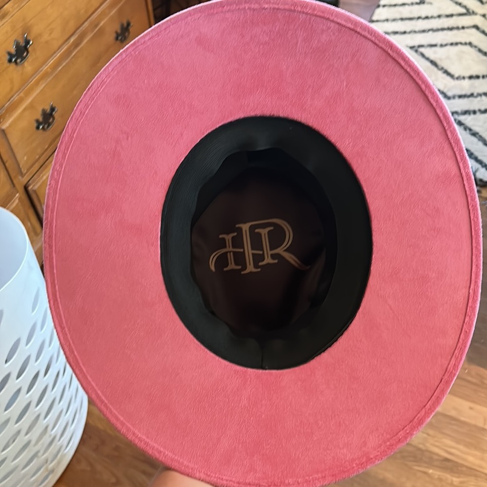 Hats N’ Roses Cowboy Hat - Picture 6 of 6